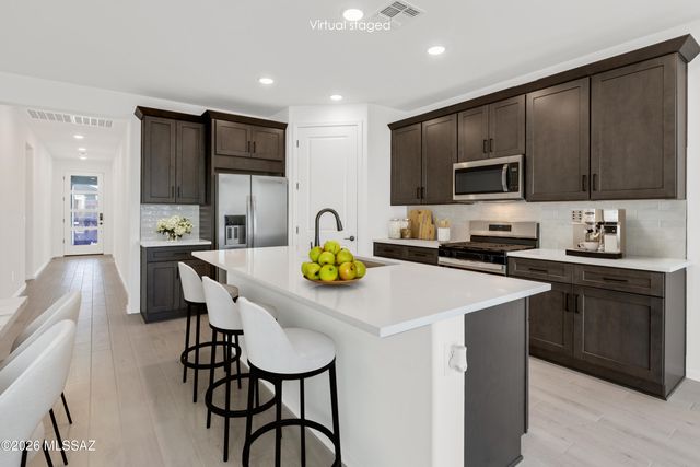 13961 E Squamata Way, Vail, AZ 85641