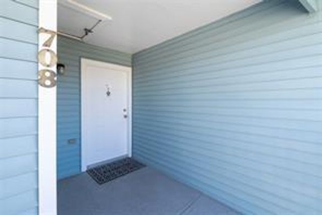 18617 Egret Bay Boulevard 708, Webster, TX 77058