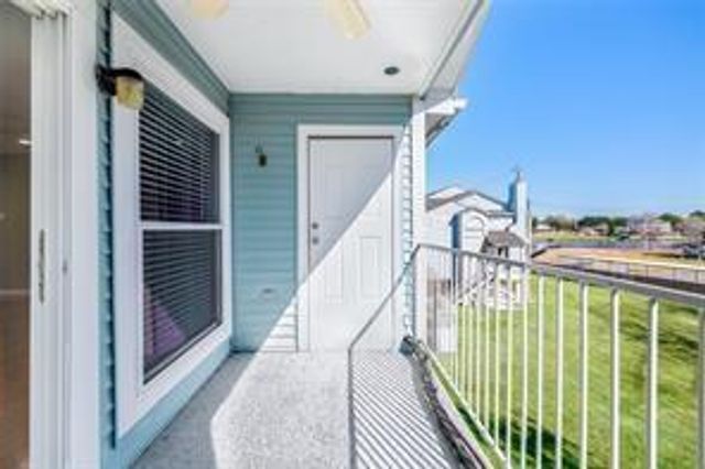 18617 Egret Bay Boulevard 708, Webster, TX 77058