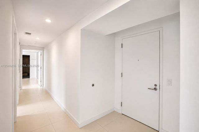 501 NE 31st St 3208, Miami, FL 33137
