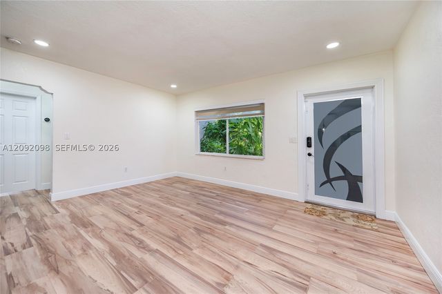 589 Miller Dr, Miami Springs, FL 33166