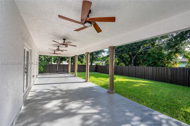 589 Miller Dr, Miami Springs, FL 33166