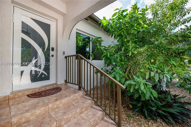 589 Miller Dr, Miami Springs, FL 33166