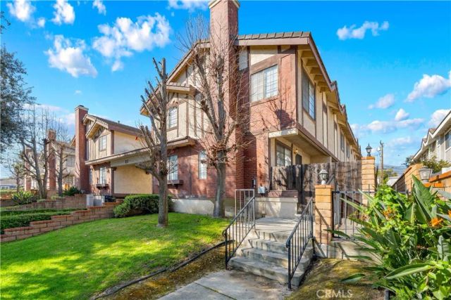 21 California Street H, Arcadia, CA 91006