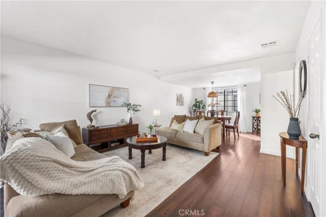 21 California Street H, Arcadia, CA 91006