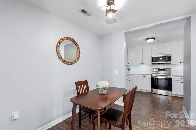 1032 Churchill Downs Court J, Charlotte, NC 28211