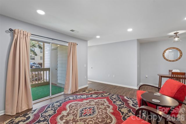 1032 Churchill Downs Court J, Charlotte, NC 28211