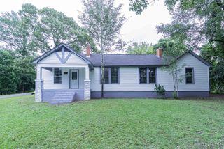 10 SUNSET Drive, Tallassee, AL 36078