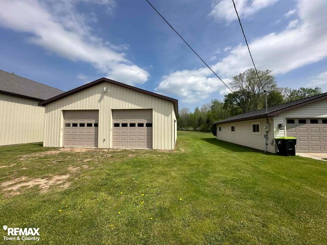 2310 Dale Road, Tobacco Twp, MI 48612