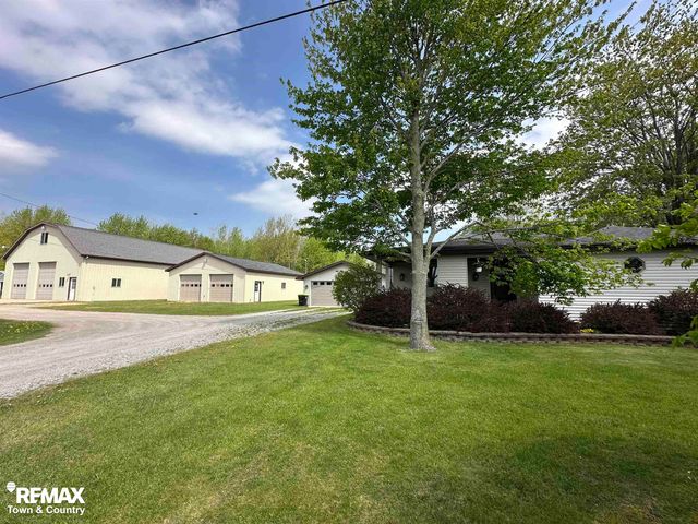 2310 Dale Road, Tobacco Twp, MI 48612