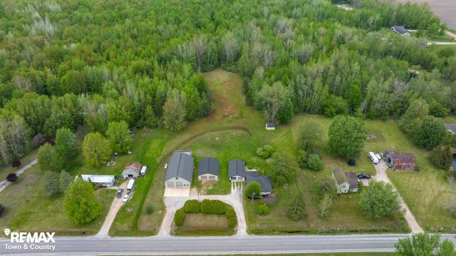 2310 Dale Road, Tobacco Twp, MI 48612