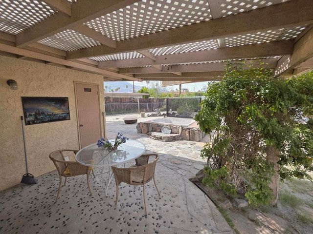 3 Karlisa, Palm Springs, CA 92264