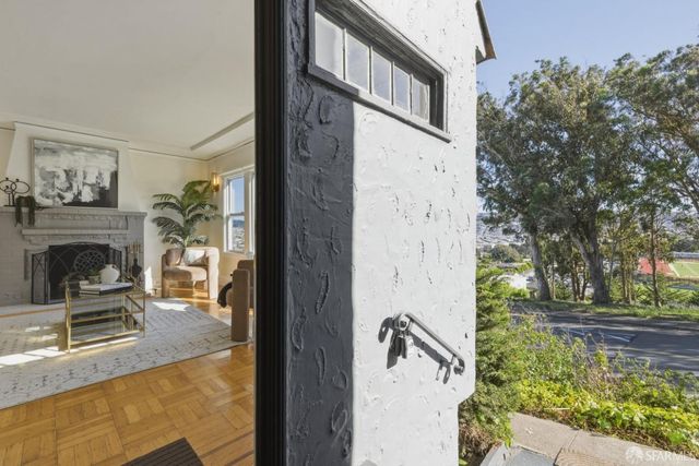 270 Judson Avenue, San Francisco, CA 94112