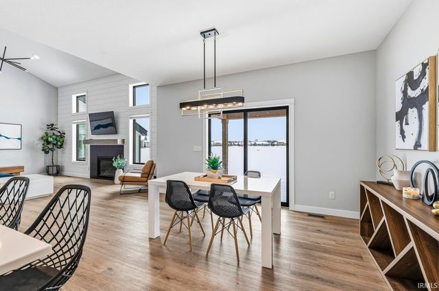 50637 Stonecutter Drive, Granger, IN 46530