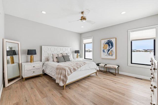 50637 Stonecutter Drive, Granger, IN 46530