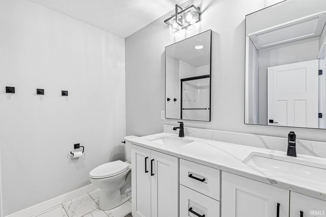 50637 Stonecutter Drive, Granger, IN 46530