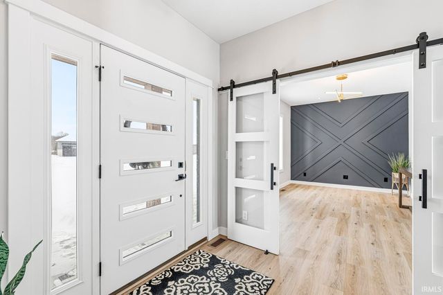 50637 Stonecutter Drive, Granger, IN 46530