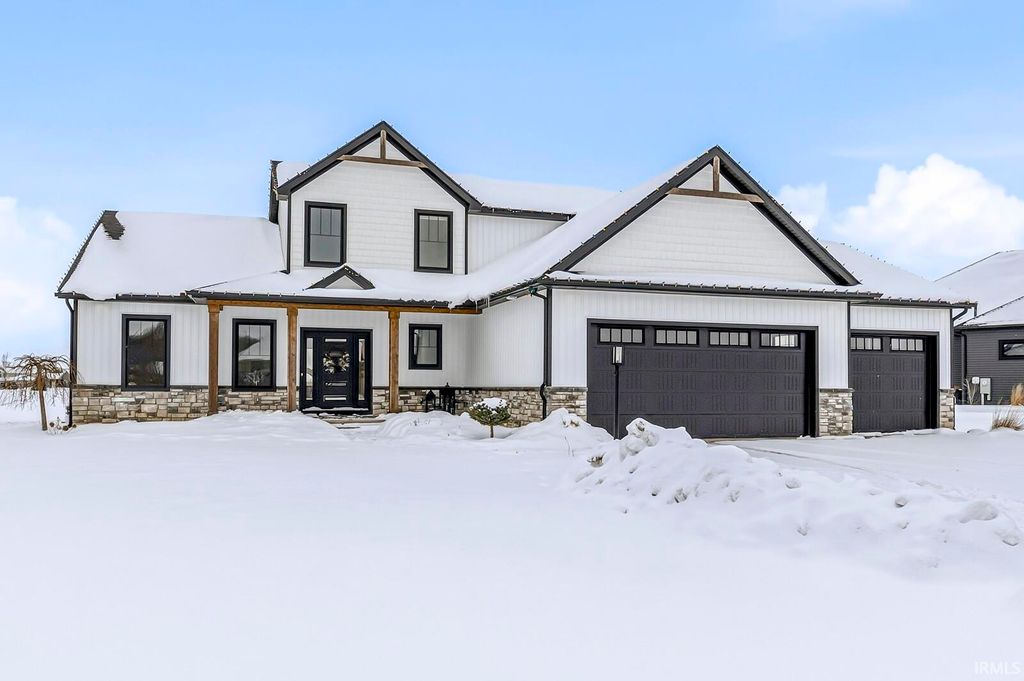 50637 Stonecutter Drive, Granger, IN 46530