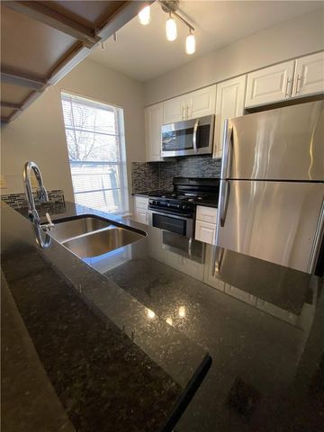 3307 Whitepine DR A, Austin, TX 78757