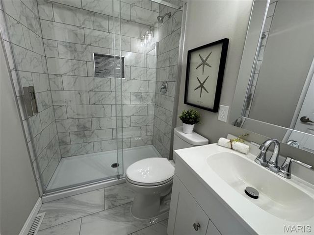 924 Fernview Drive, Creve Coeur, MO 63141