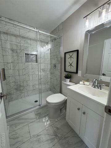 924 Fernview Drive, Creve Coeur, MO 63141