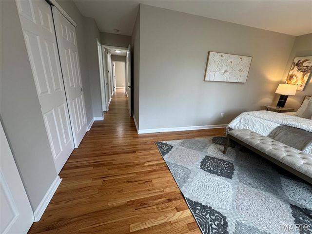 924 Fernview Drive, Creve Coeur, MO 63141