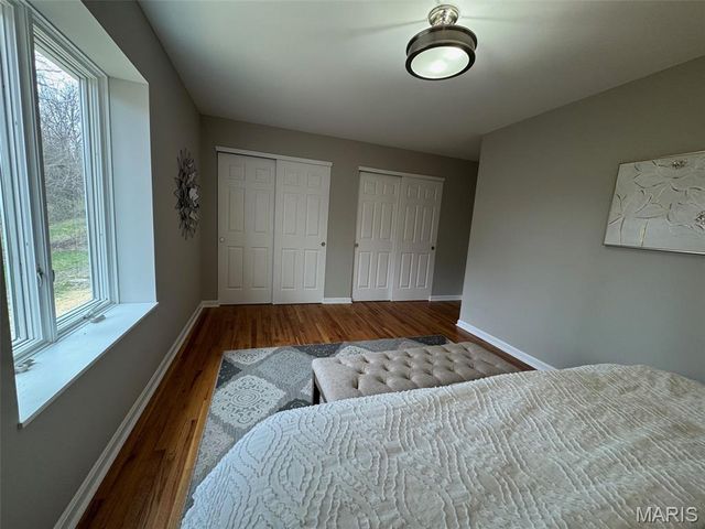 924 Fernview Drive, Creve Coeur, MO 63141