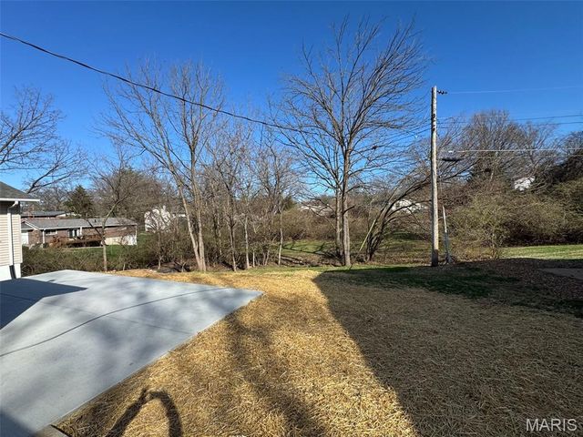 924 Fernview Drive, Creve Coeur, MO 63141