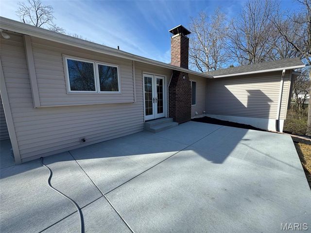 924 Fernview Drive, Creve Coeur, MO 63141