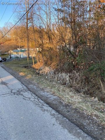 6440 Starlite Drive, Charleston, WV 25320