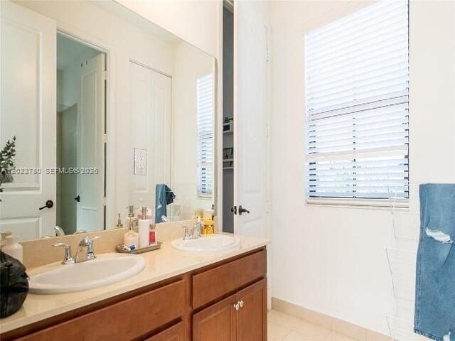 9794 W 34th Ct 0, Hialeah, FL 33018