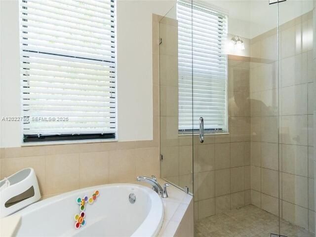 9794 W 34th Ct 0, Hialeah, FL 33018
