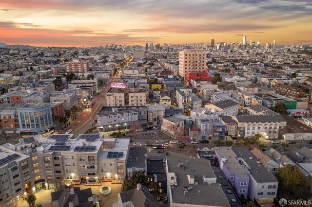 3369 Cesar Chavez Street, San Francisco, CA 94110