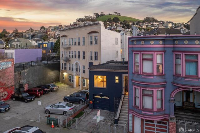 3369 Cesar Chavez Street, San Francisco, CA 94110