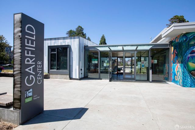 3369 Cesar Chavez Street, San Francisco, CA 94110