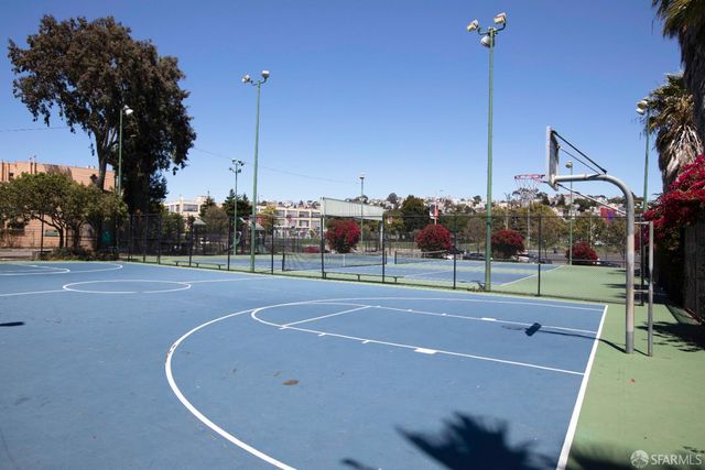 3369 Cesar Chavez Street, San Francisco, CA 94110