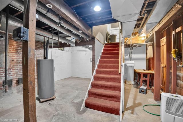 234 Kenilworth, Waterloo, IA 50701