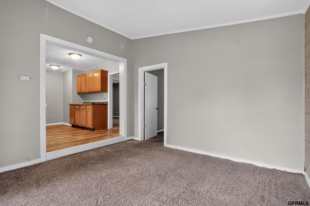 2405 4Th Avenue, Council Bluffs, IA 51501