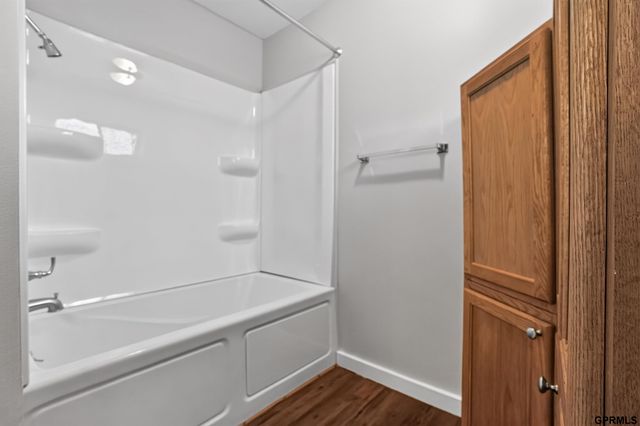 2405 4Th Avenue, Council Bluffs, IA 51501