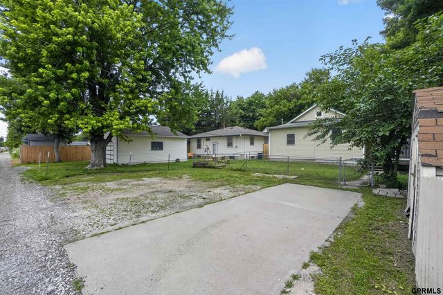 2405 4Th Avenue, Council Bluffs, IA 51501