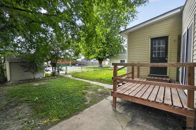 2405 4Th Avenue, Council Bluffs, IA 51501