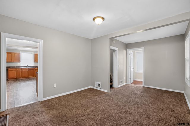 2405 4Th Avenue, Council Bluffs, IA 51501
