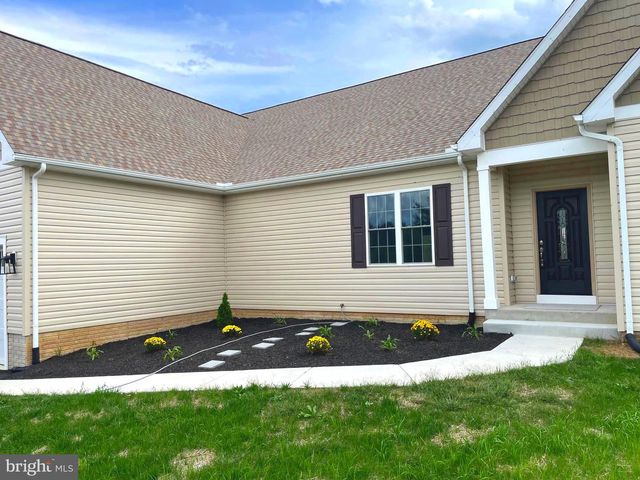 2012 DOZER LN, Catlett, VA 20119