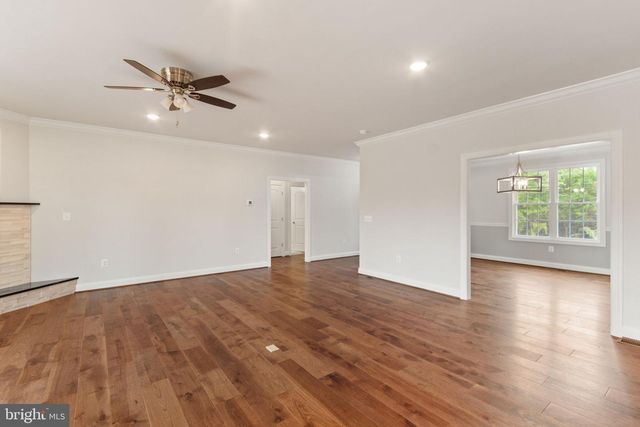 2012 DOZER LN, Catlett, VA 20119