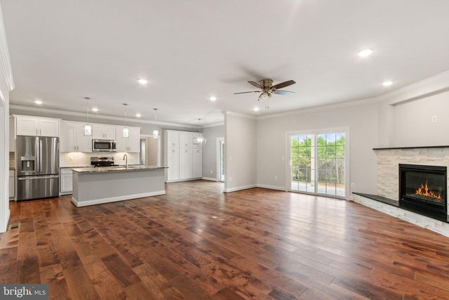 2012 DOZER LN, Catlett, VA 20119