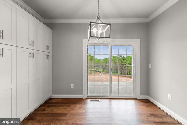 2012 DOZER LN, Catlett, VA 20119