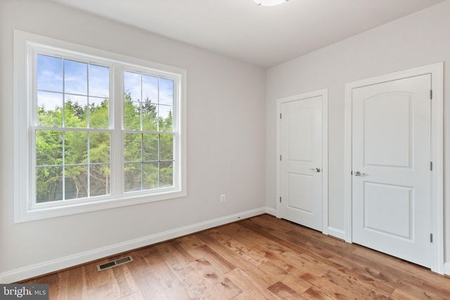 2012 DOZER LN, Catlett, VA 20119