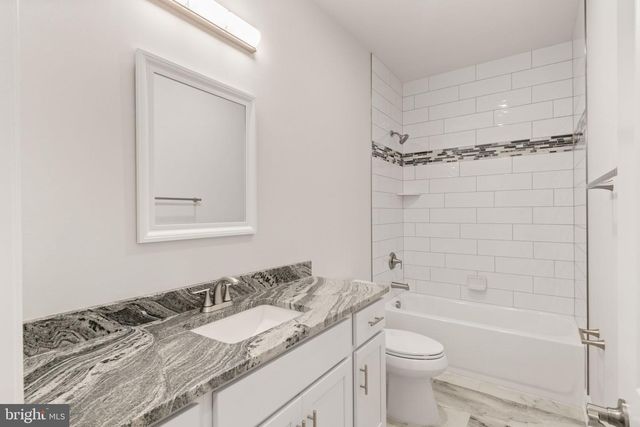 2012 DOZER LN, Catlett, VA 20119