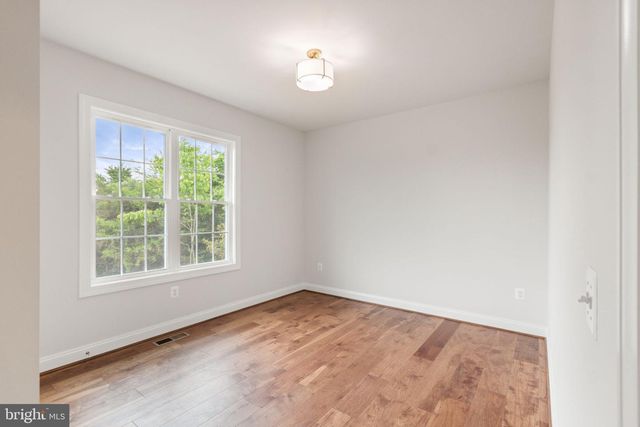 2012 DOZER LN, Catlett, VA 20119