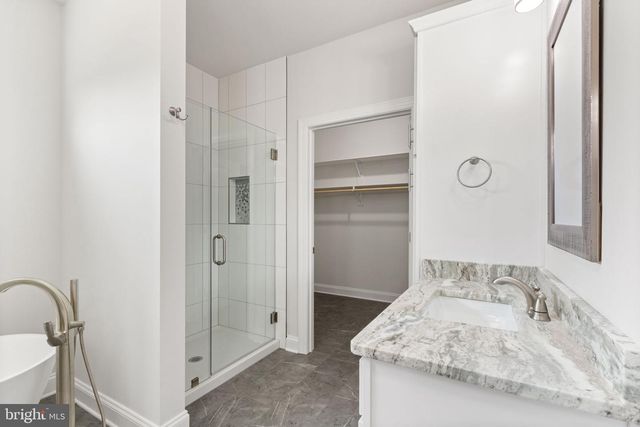 2012 DOZER LN, Catlett, VA 20119